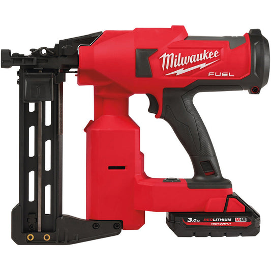 Milwaukee M18 FFUS-302C FUEL Fencing Stapler 2 x 3.0Ah