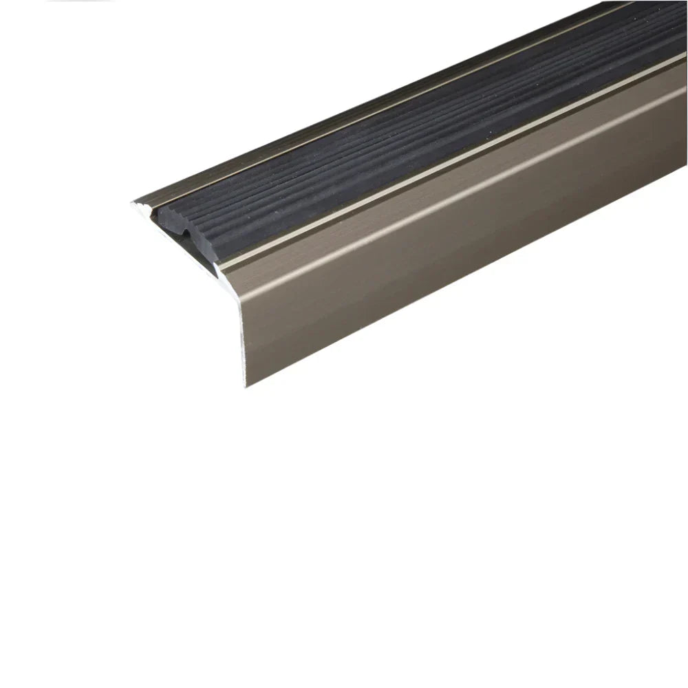 A38 - 46 x 30mm Anodised Aluminium Non Slip Rubber Stair Nosing Edge Trim Champagne With Black Rubber
